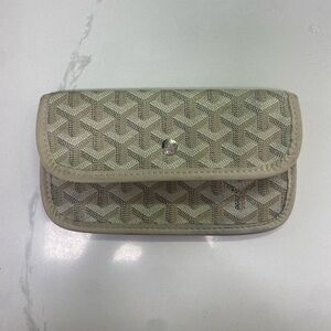 Goyard Beige Patterned Wallet